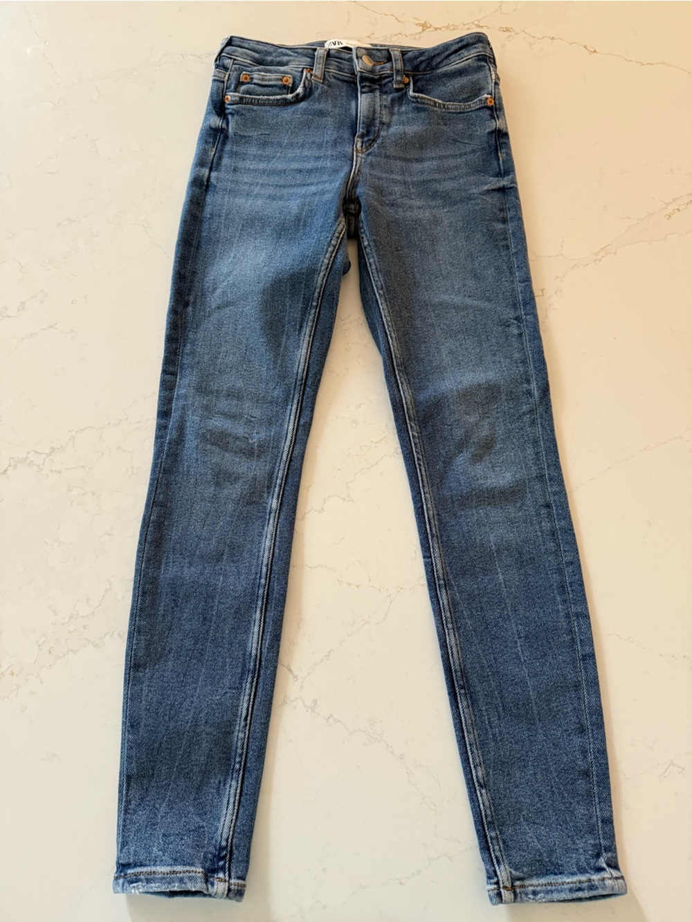 Zara Women's Medium Blue Skinny Jeans